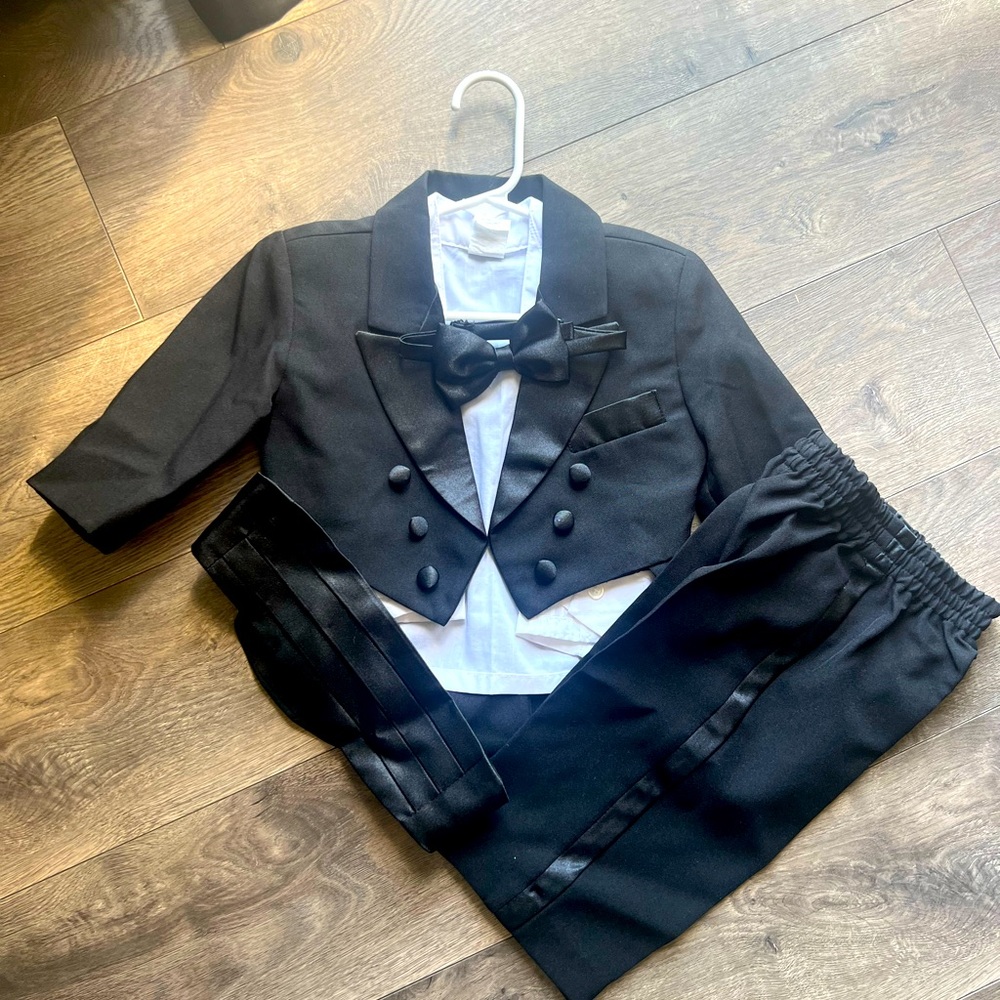 Little man’s suit (2 for $50)
